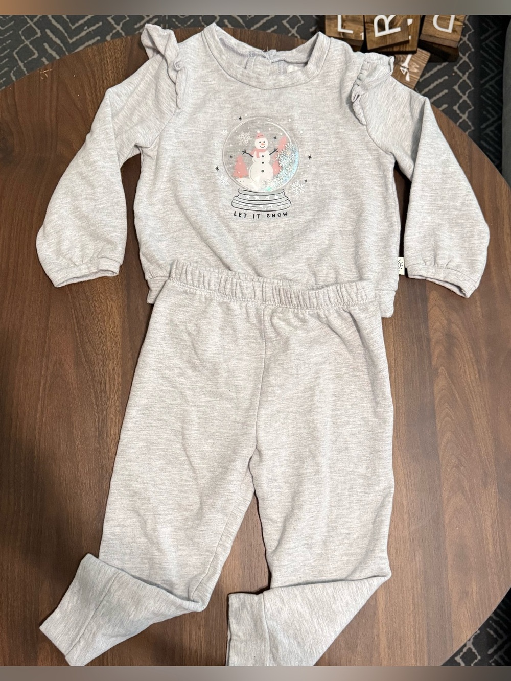 Girls winter shirt and pants set